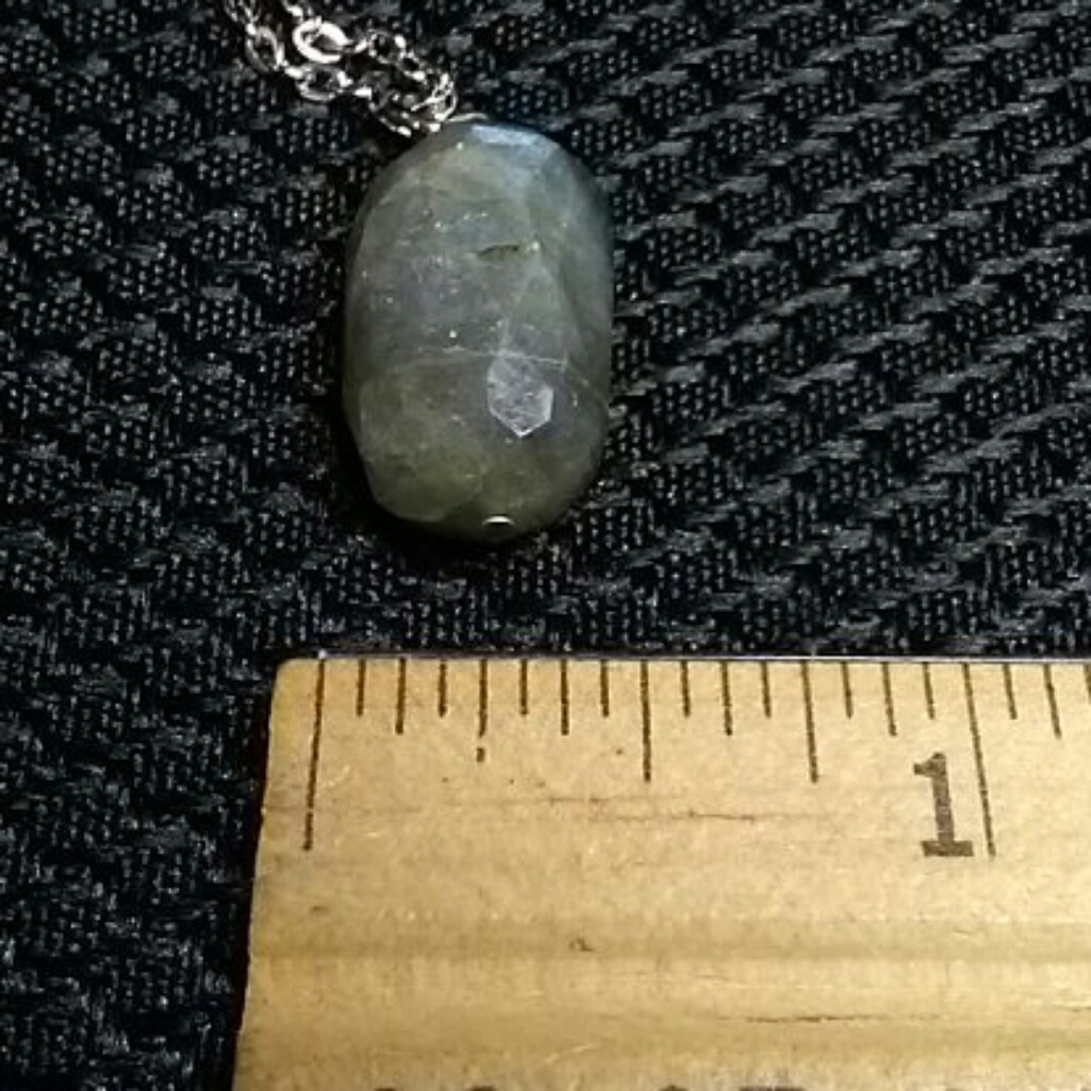 Labradorite Necklace - Picture 7 of 7